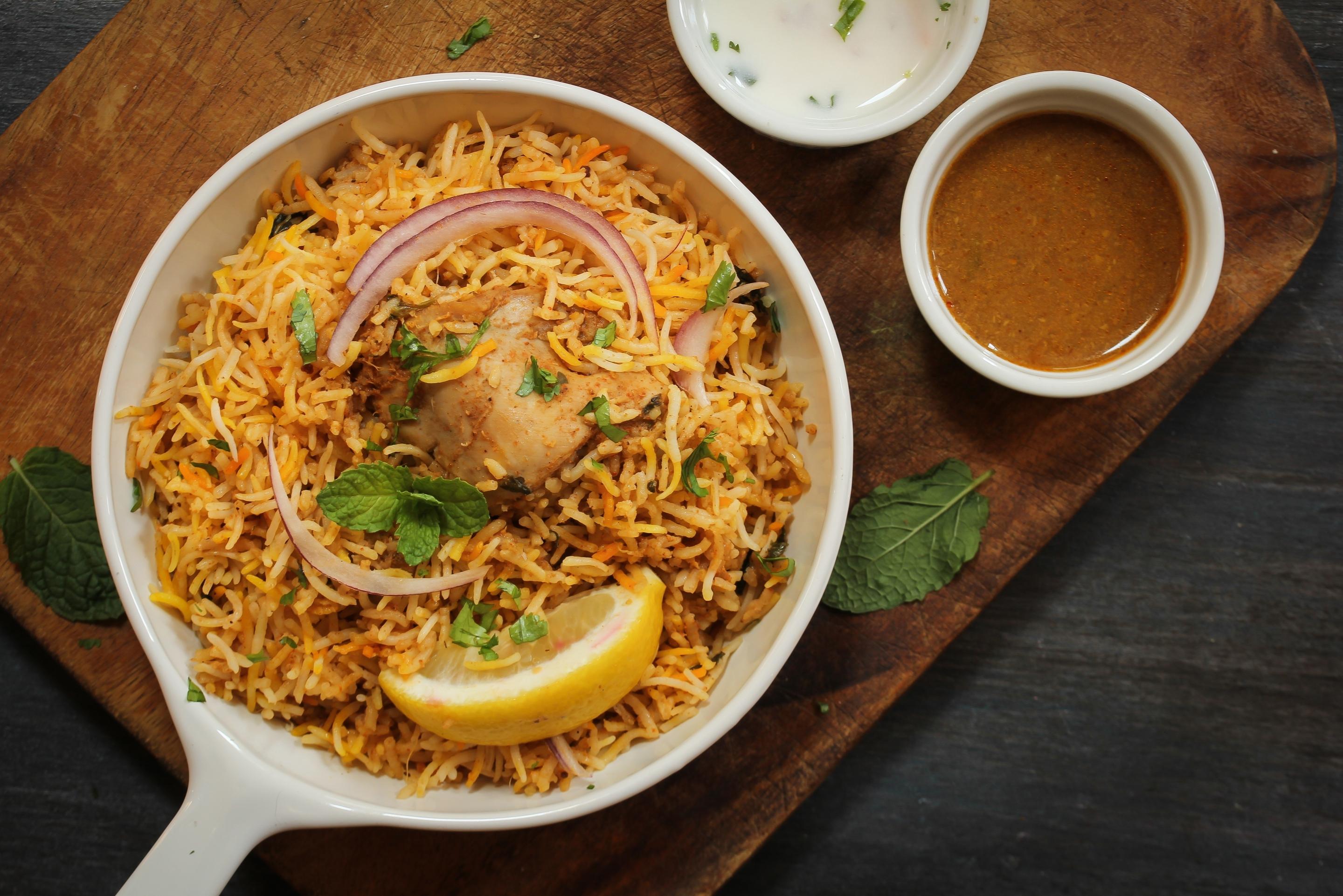 Capital O Sri Navya Grand Near Nexus Hyderabad Hotell Eksteriør bilde